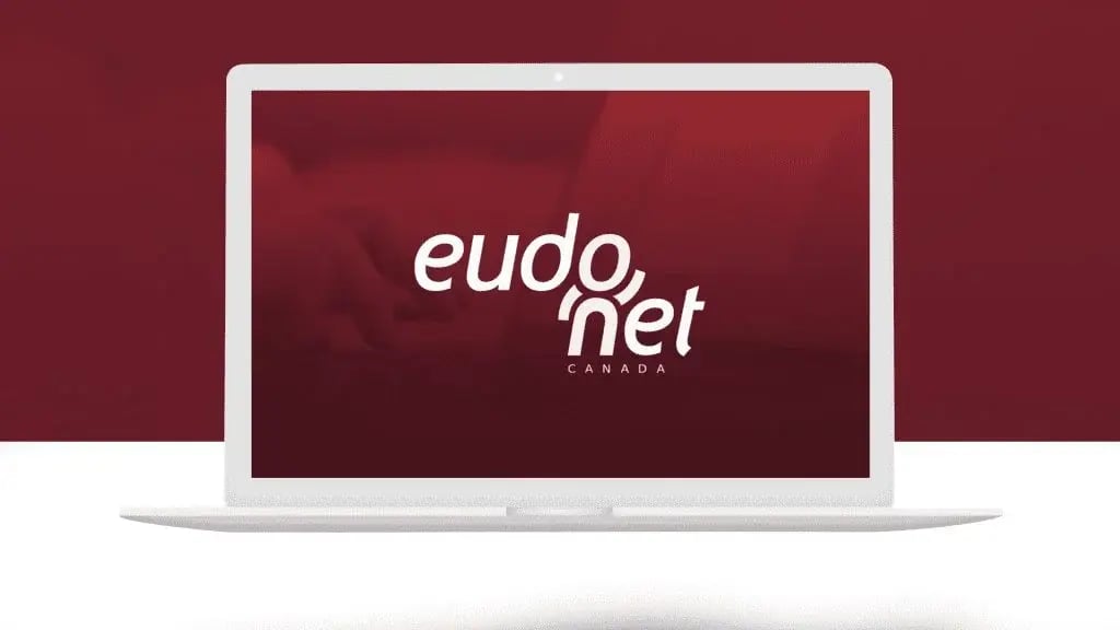 Vue du logo de Eudonet dans un écran d'ordinateur